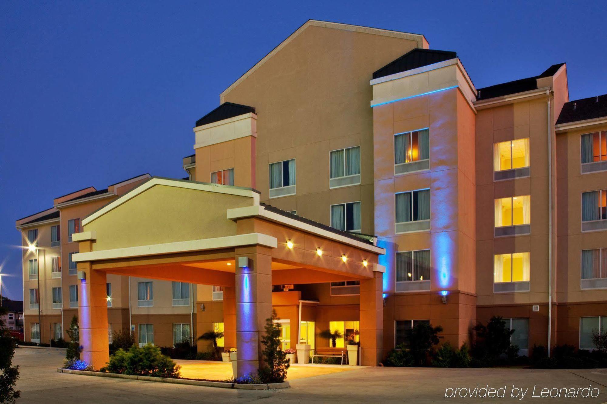 Holiday Inn Express New Orleans East, An Ihg Hotel Ngoại thất bức ảnh